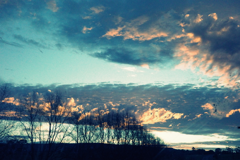 The evening clouds that looks like a painting itself